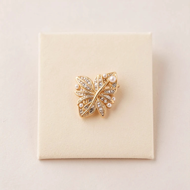 Imitation Gold-Tone Leaf Brooch
